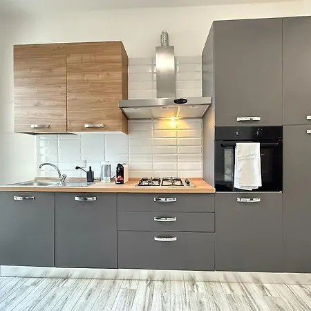 Apartment Modern 5th Floor - 20 Minuti Da Firenze